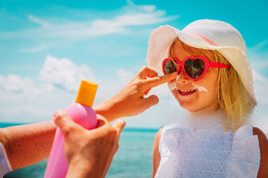 Comment choisir les lunettes de soleil bébé ?